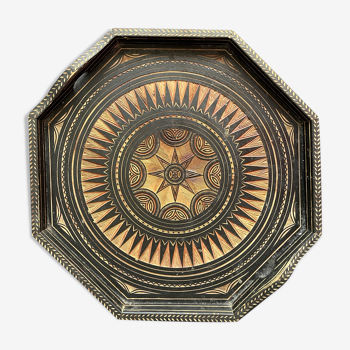 Octagonal carved wooden top
