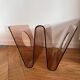 Porte-revues en plexiglas