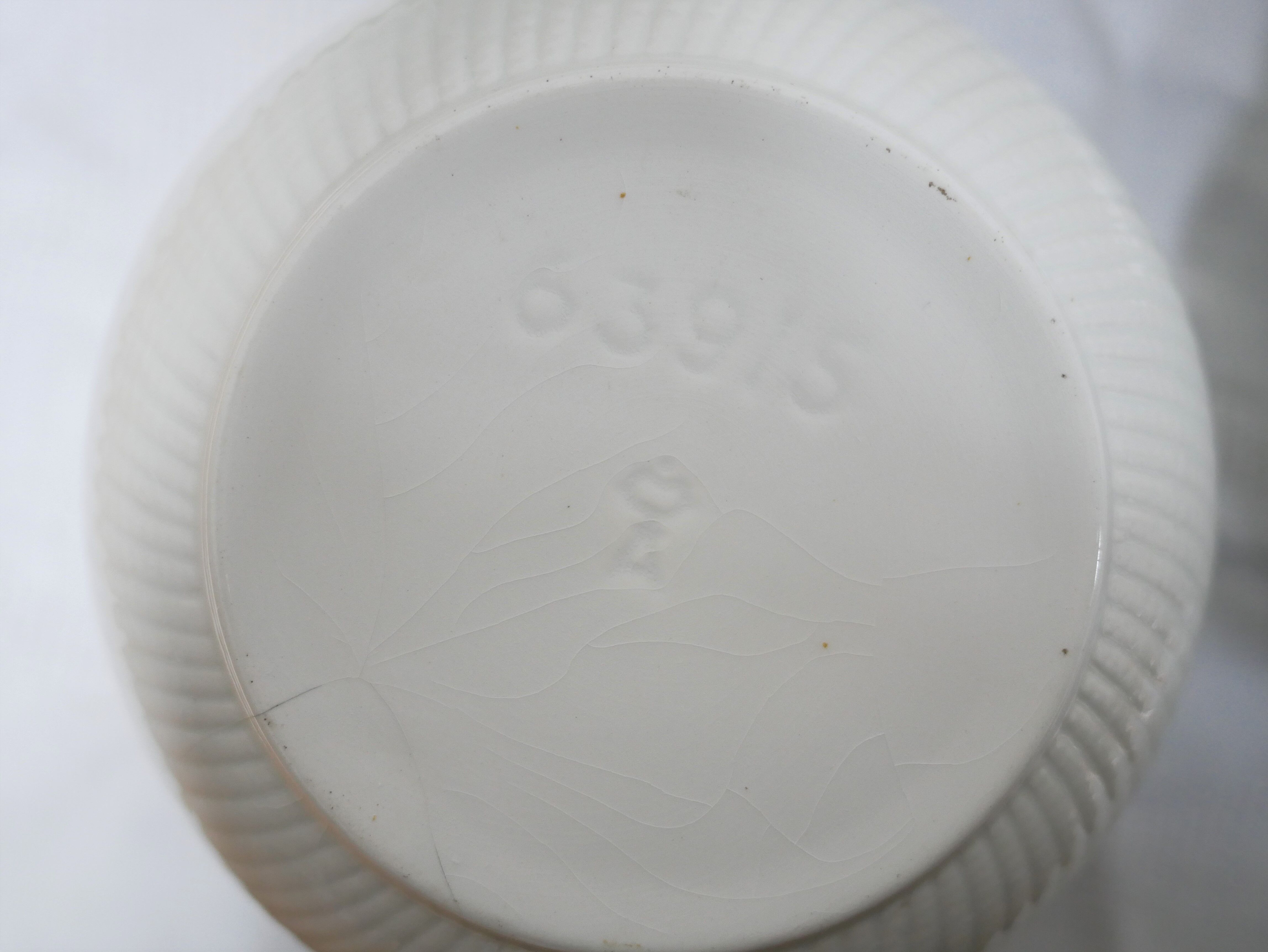 Set of 5 vintage ceramic bowls and bowls