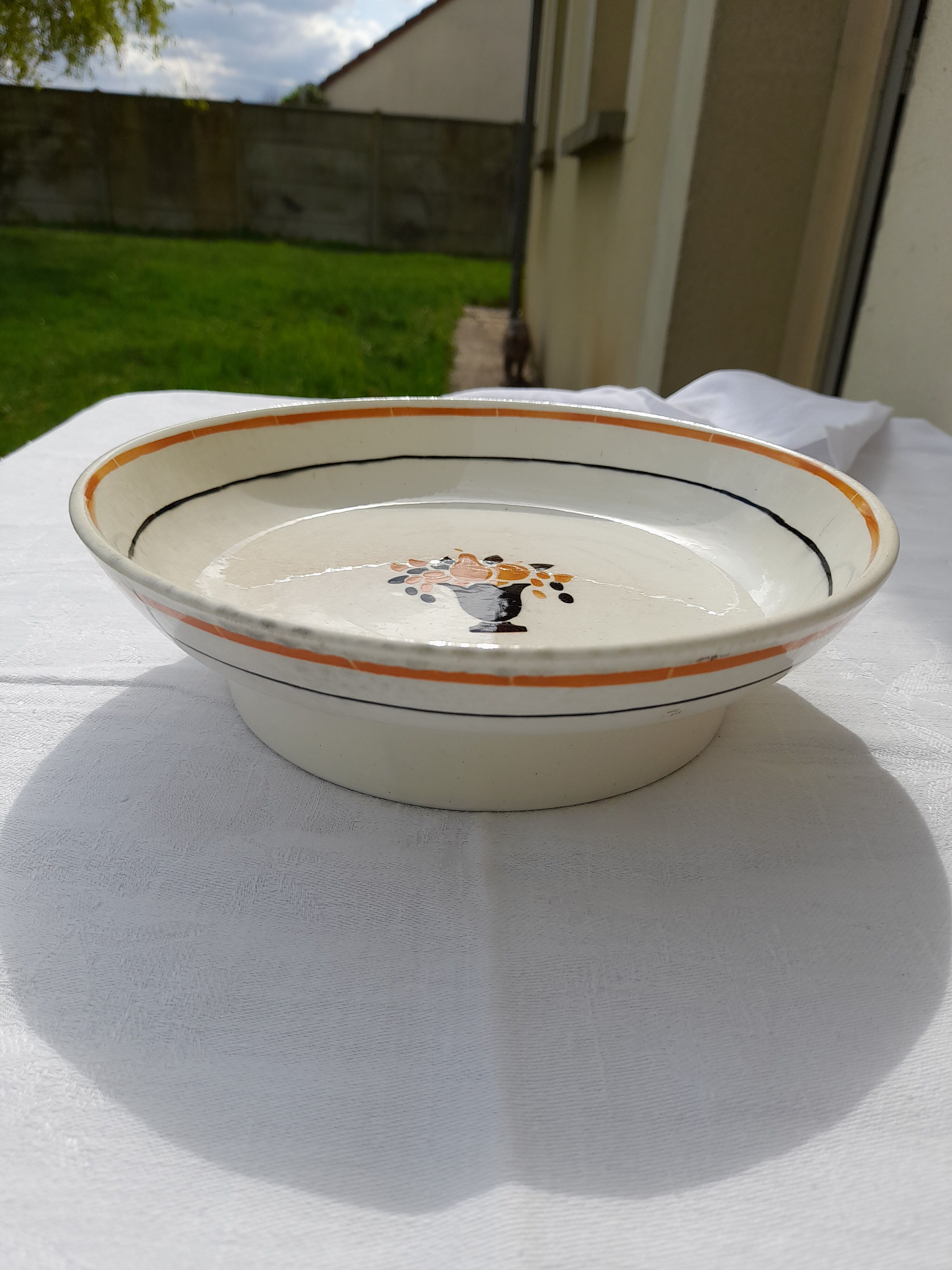 Dish on pedestal in Badonviller earthenware diam 23.5 cm