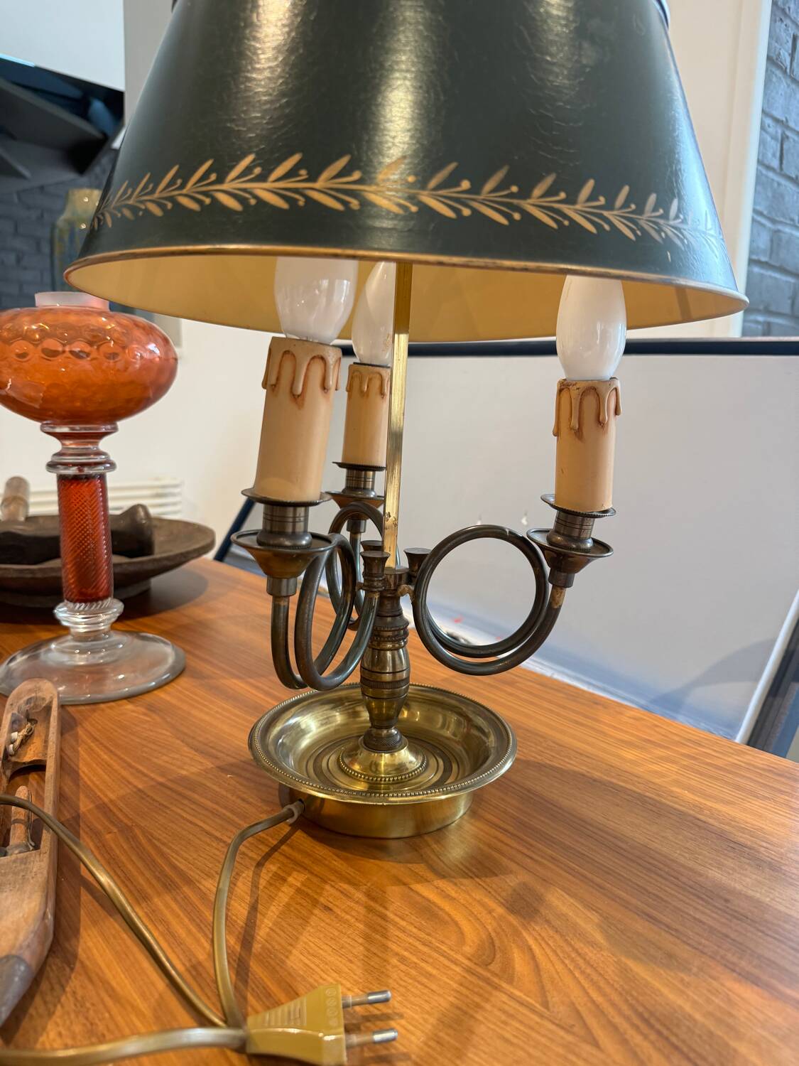 Hunting Horn Hot Water Bottle Lamp