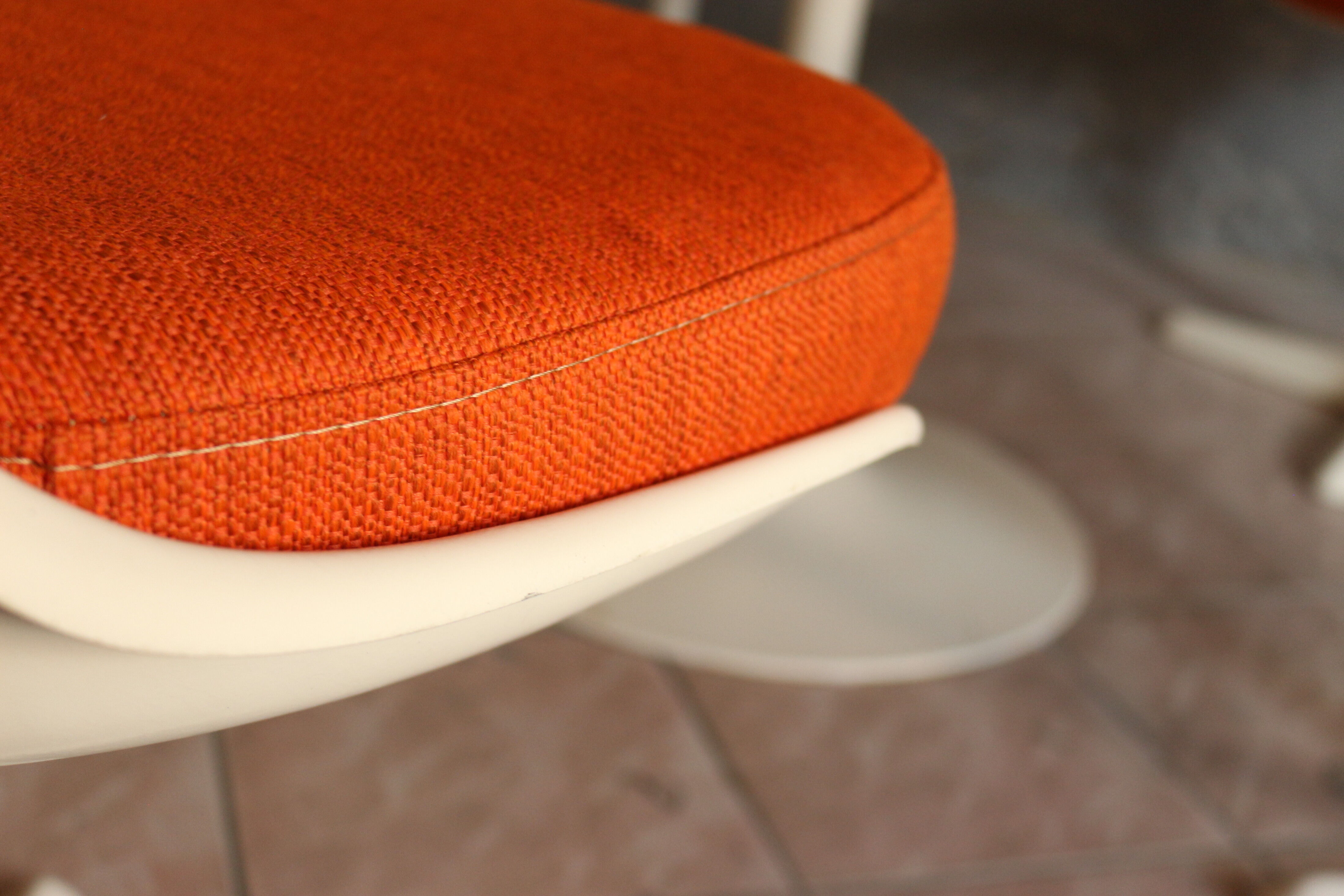 Space Age dinnig set by Maurice Burke, Arkana 1960