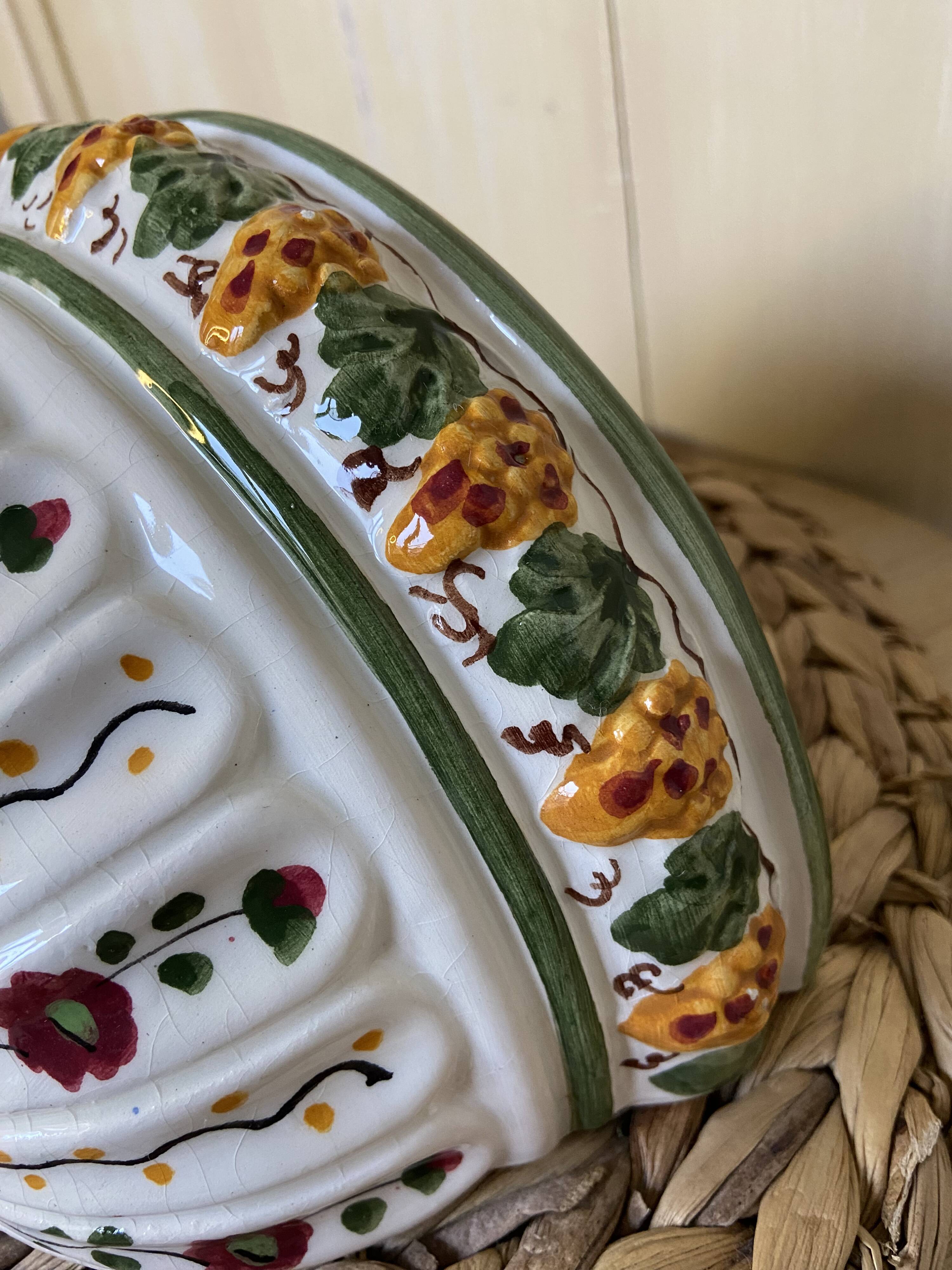 Wall hanging flower pot