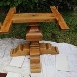 Round table central leg solid oak with 2 extensions