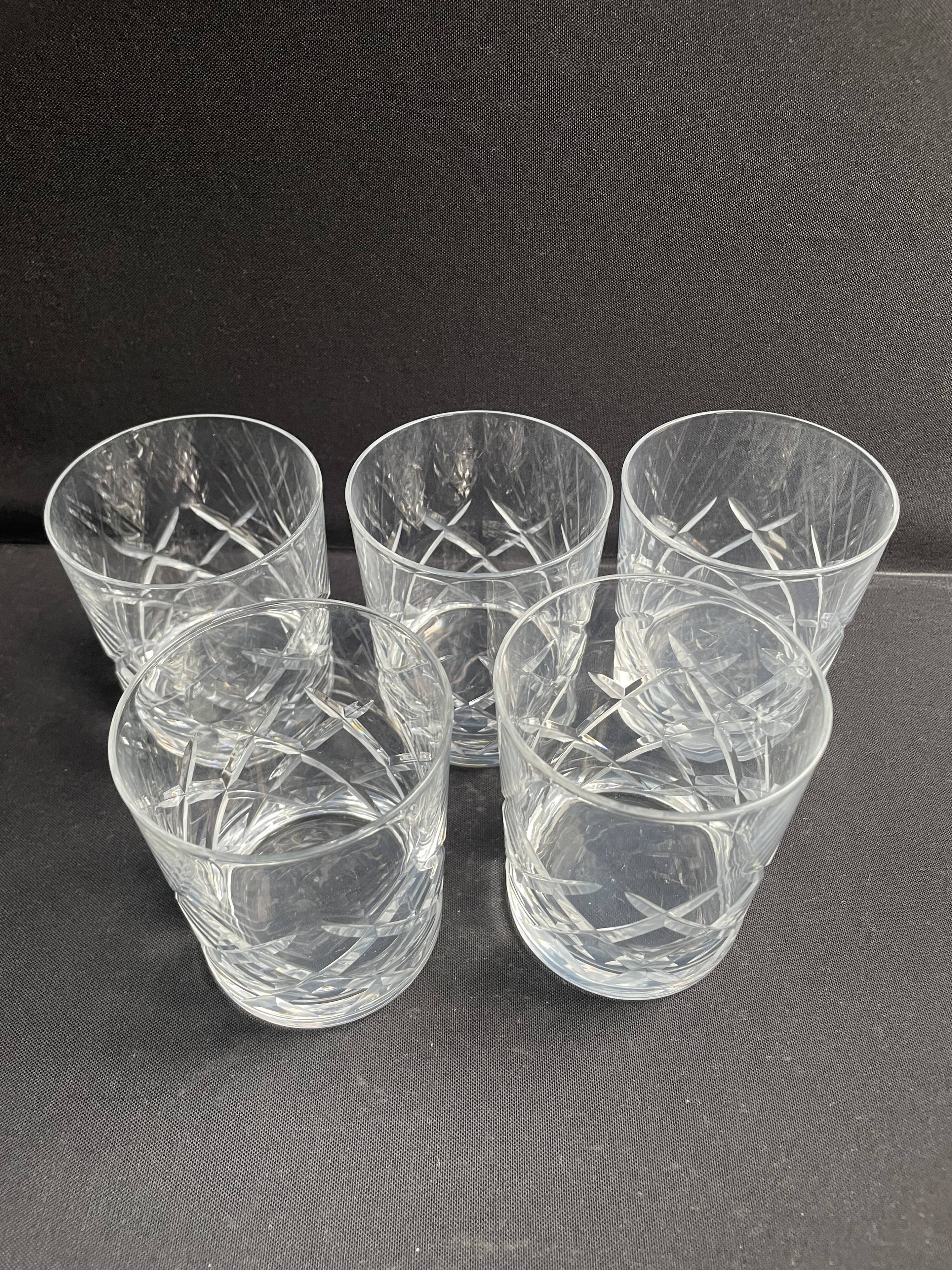 5 whiskey glasses – Cut crystal