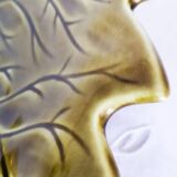 Plat à fruits en barbotine, faïence de Sarreguemines , coupe