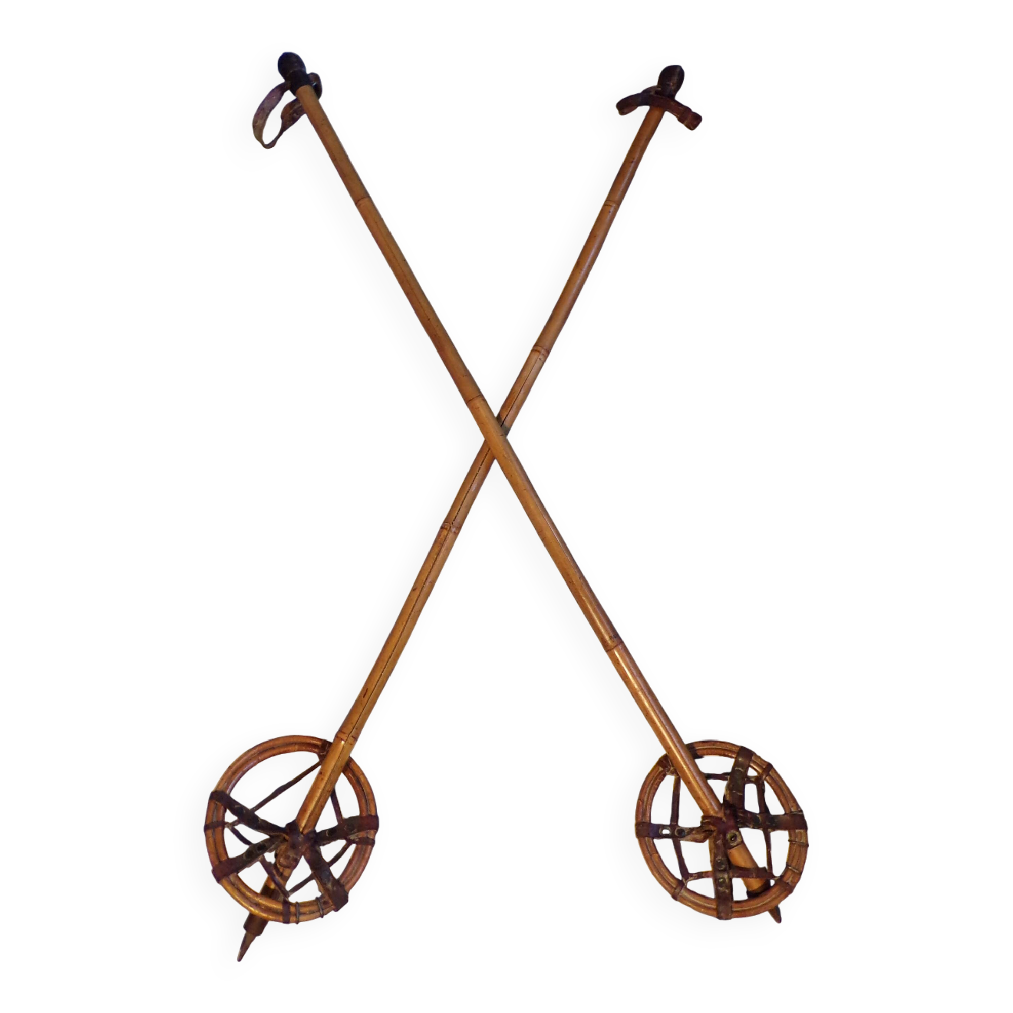 Bâtons de ski vintage en bambou