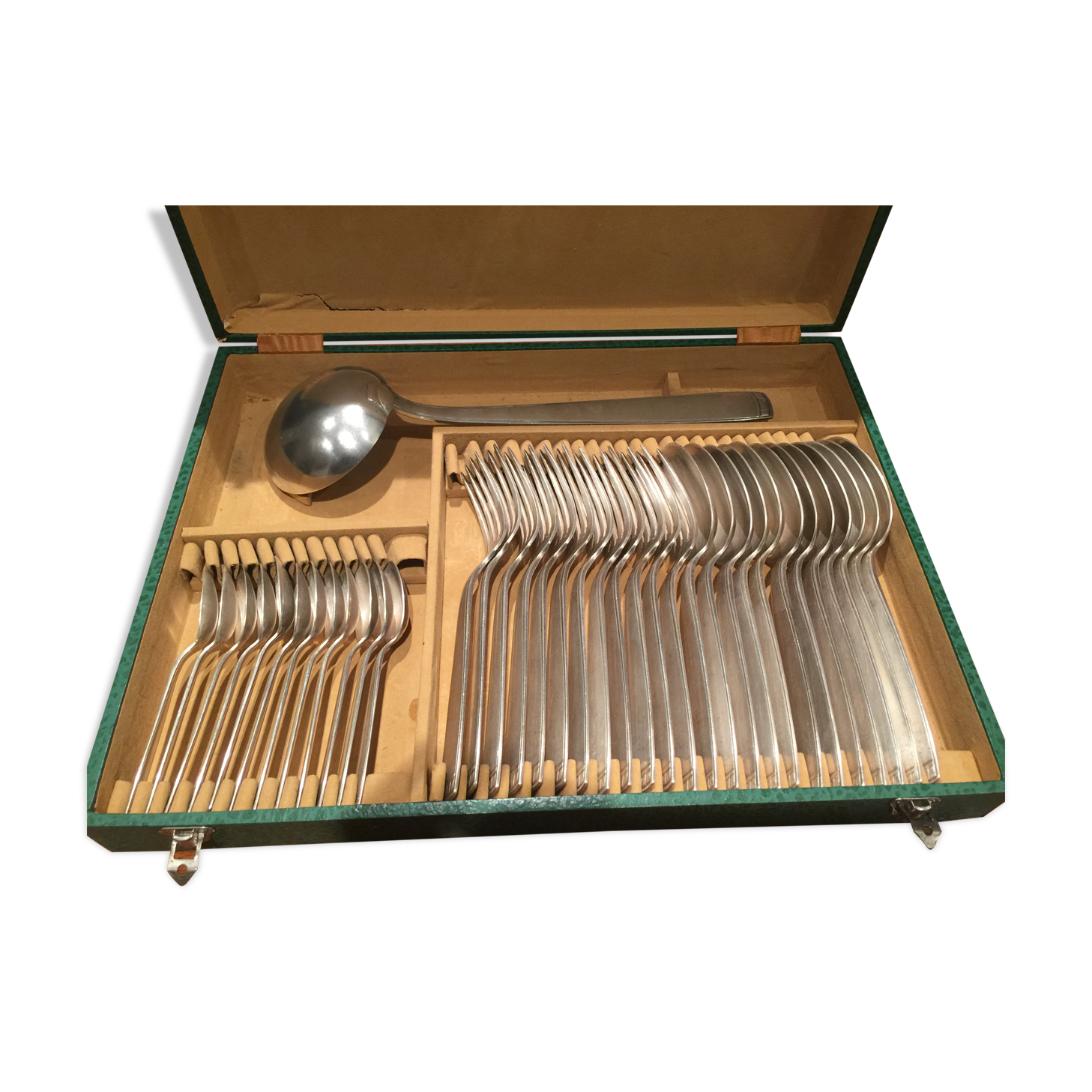 Housewife ercuis in silver metal