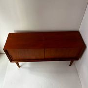 Meuble buffet bas scandinave en teck