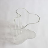 Savoy vase by Alvar Aalto for Iitalla Finland
