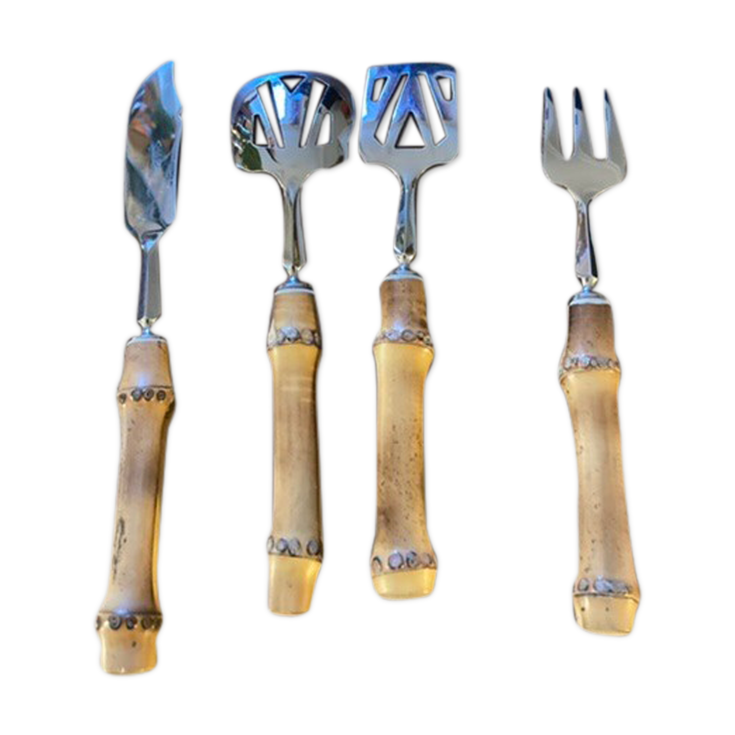 Bamboo and stainless steel mignardises service