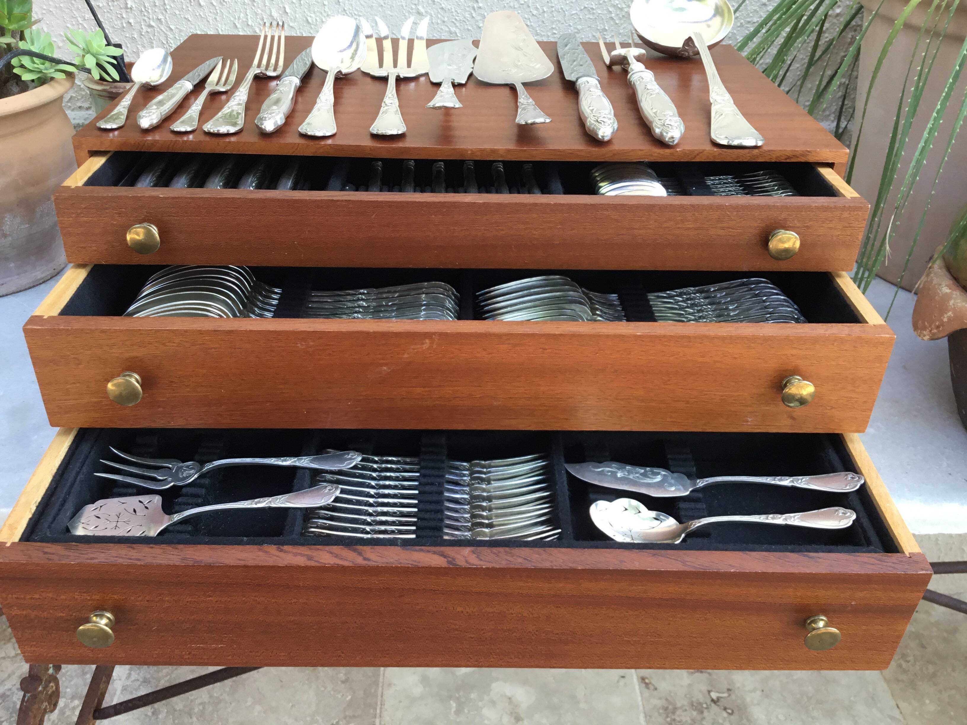 Art Nouveau style silver-plated cutlery set