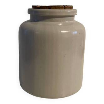 White stoneware pot