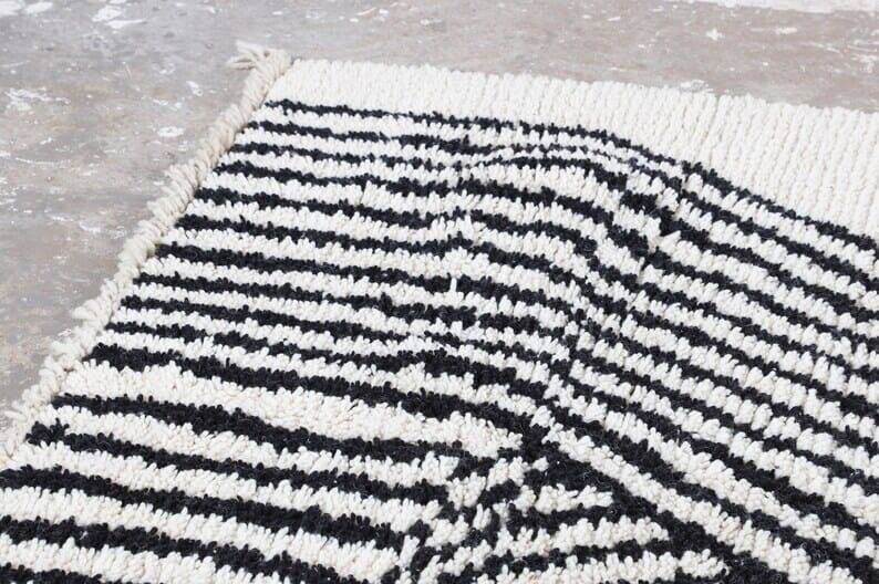Beni Ourain rug - handmade carpet - traditional 250/150 cm