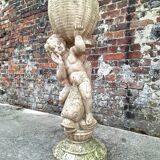 Putto au poisson, statue ancienne, porte plantes vintage