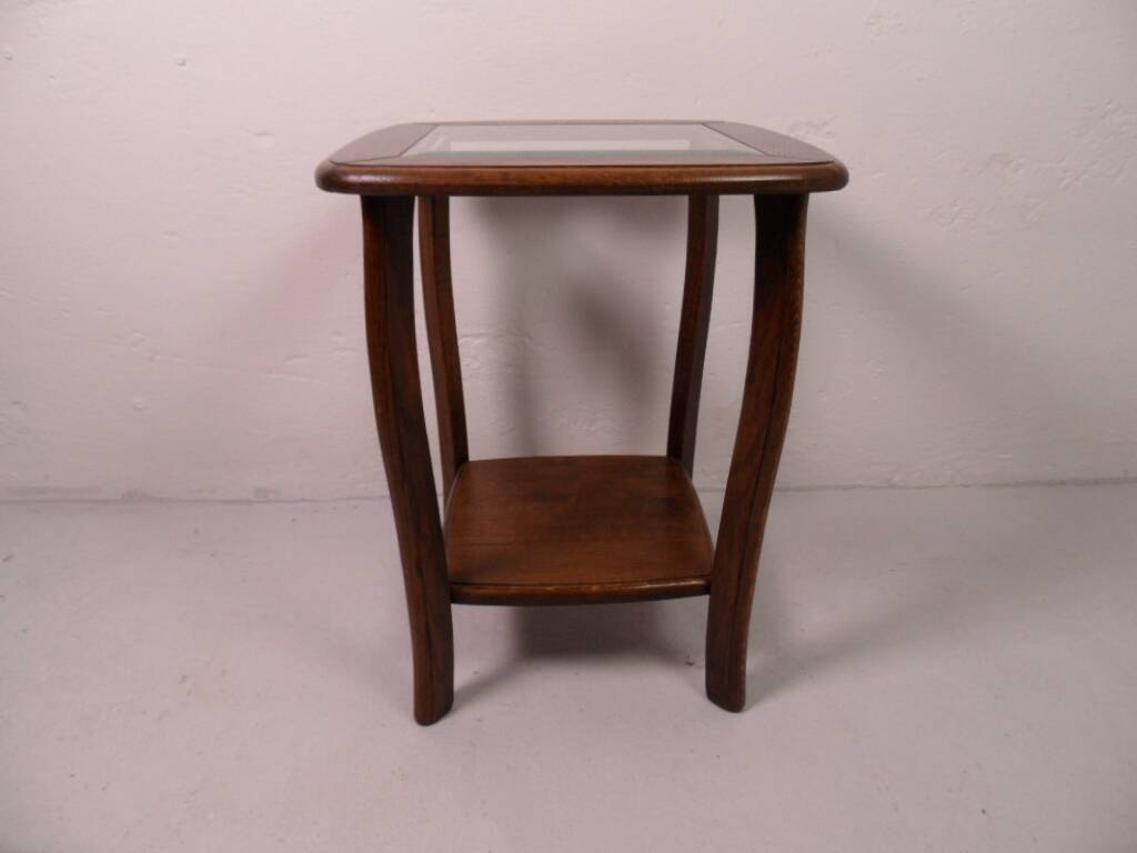 Vintage oak sidetable