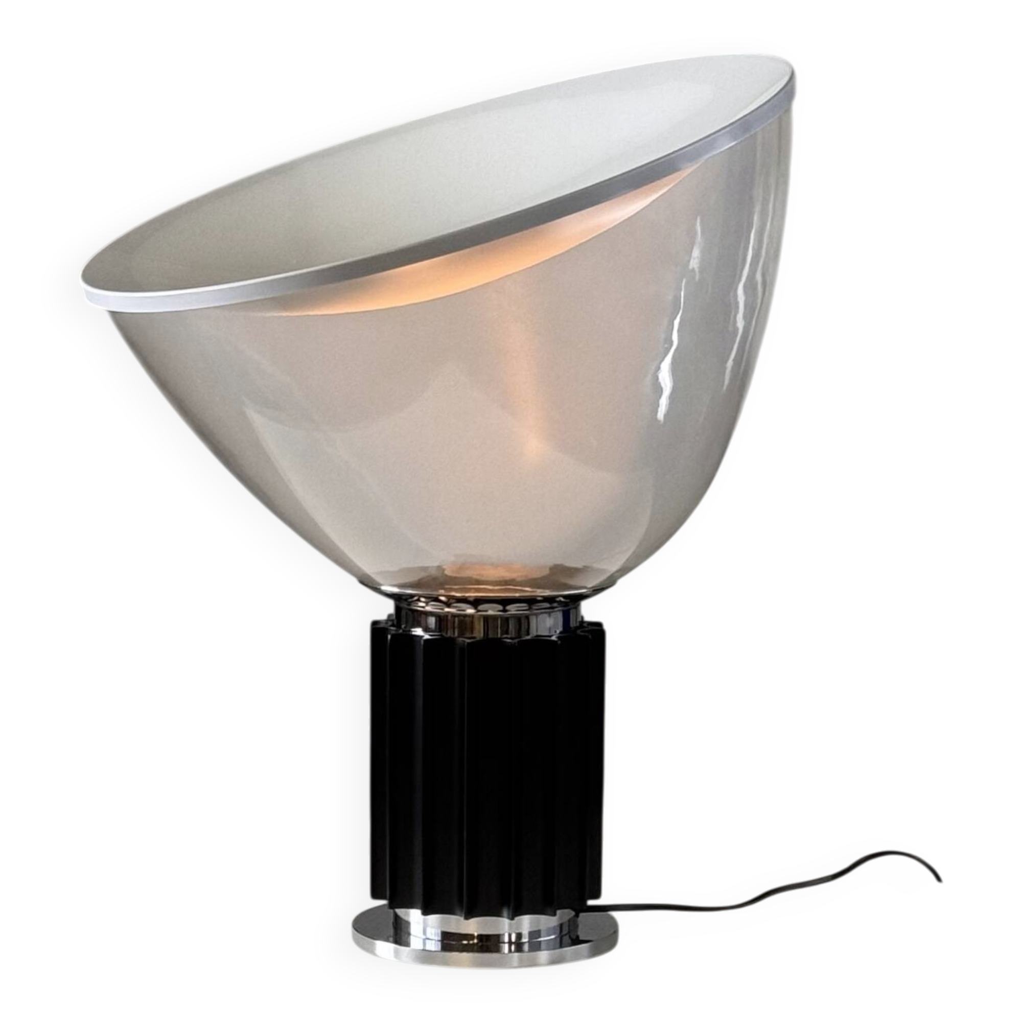 Iconic "Taccia" Table Lamp by Achille & Pier Giacomo Castiglioni for Flos,