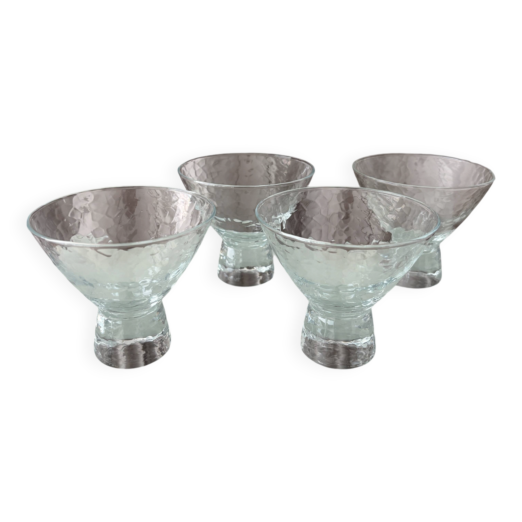 Ensemble de 4 verres à cocktail en verre martelé vintage