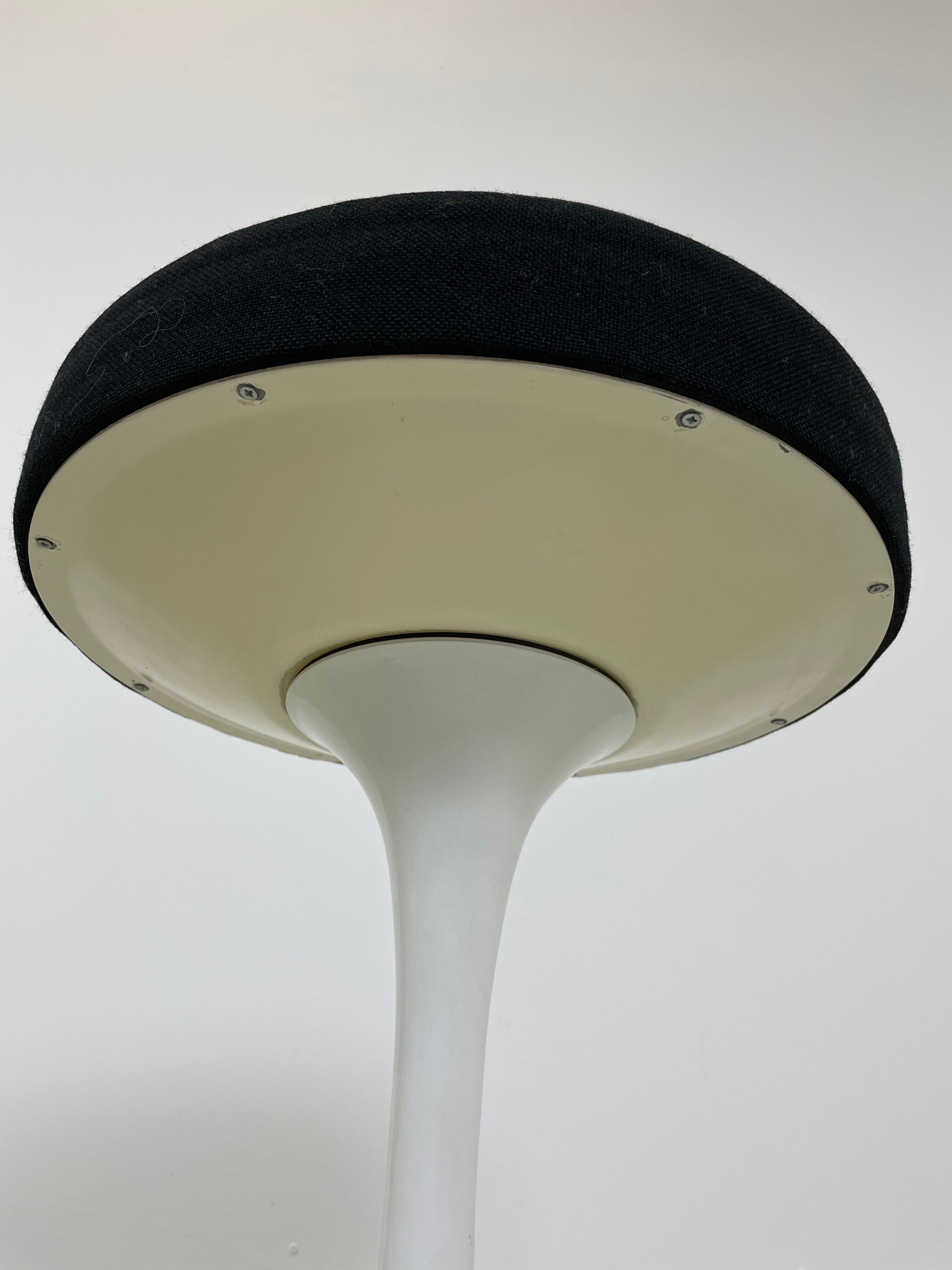 Eero Saarinen Tulip stool for Knoll International, 1960s