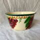 Old salad bowl in enamelled sheet metal - bunches of grapes decor