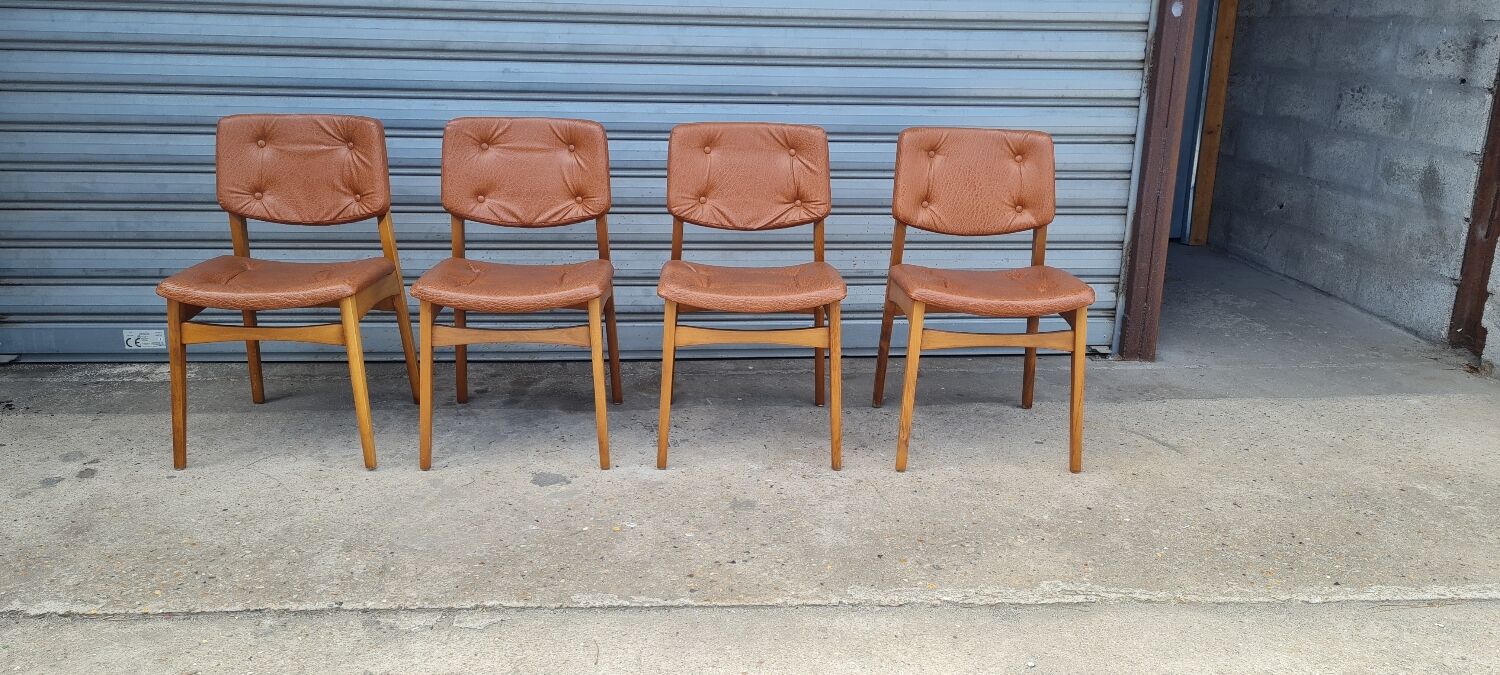 Set of 4 Scandinavian chairs