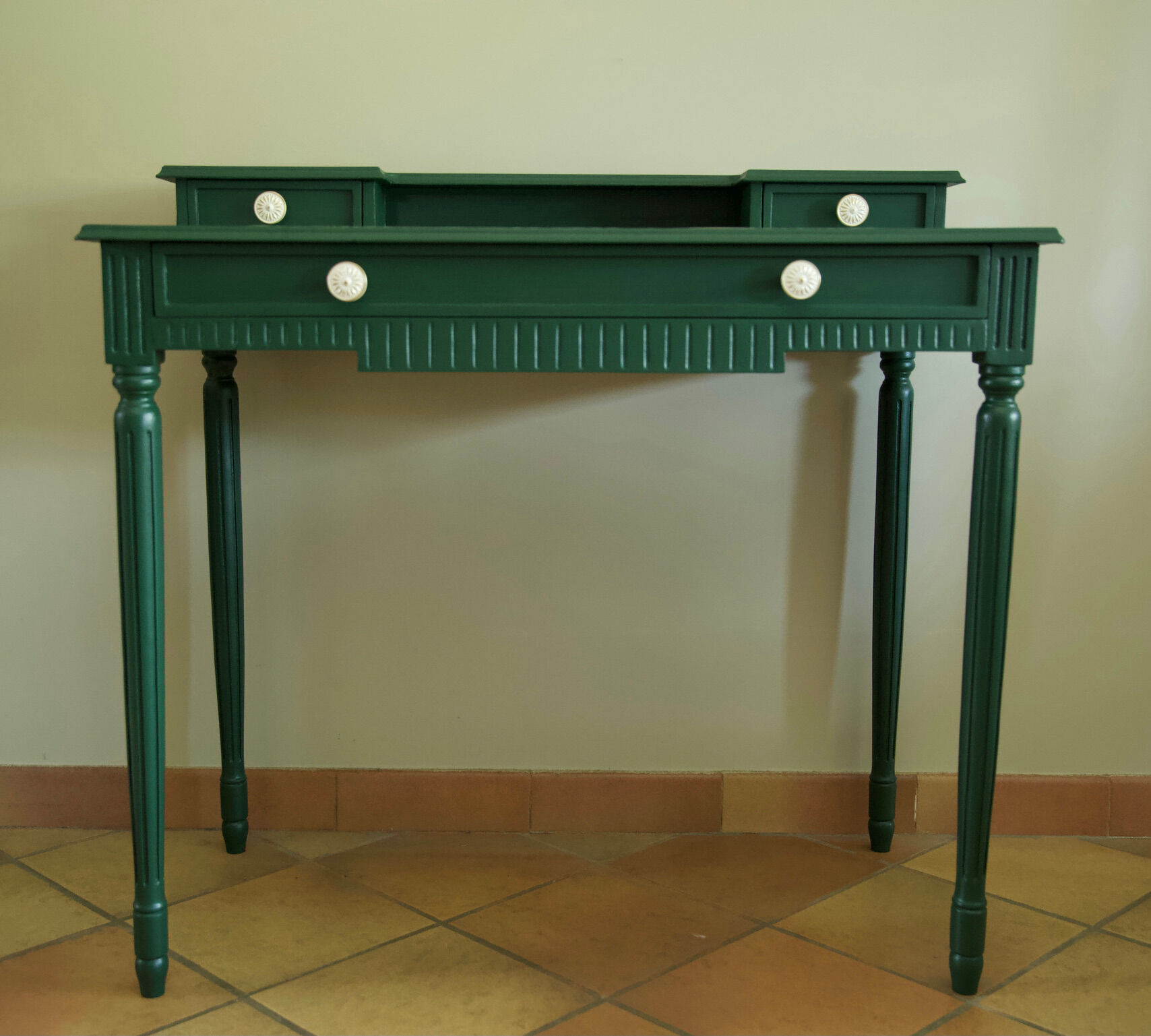Green secretary desk revamped