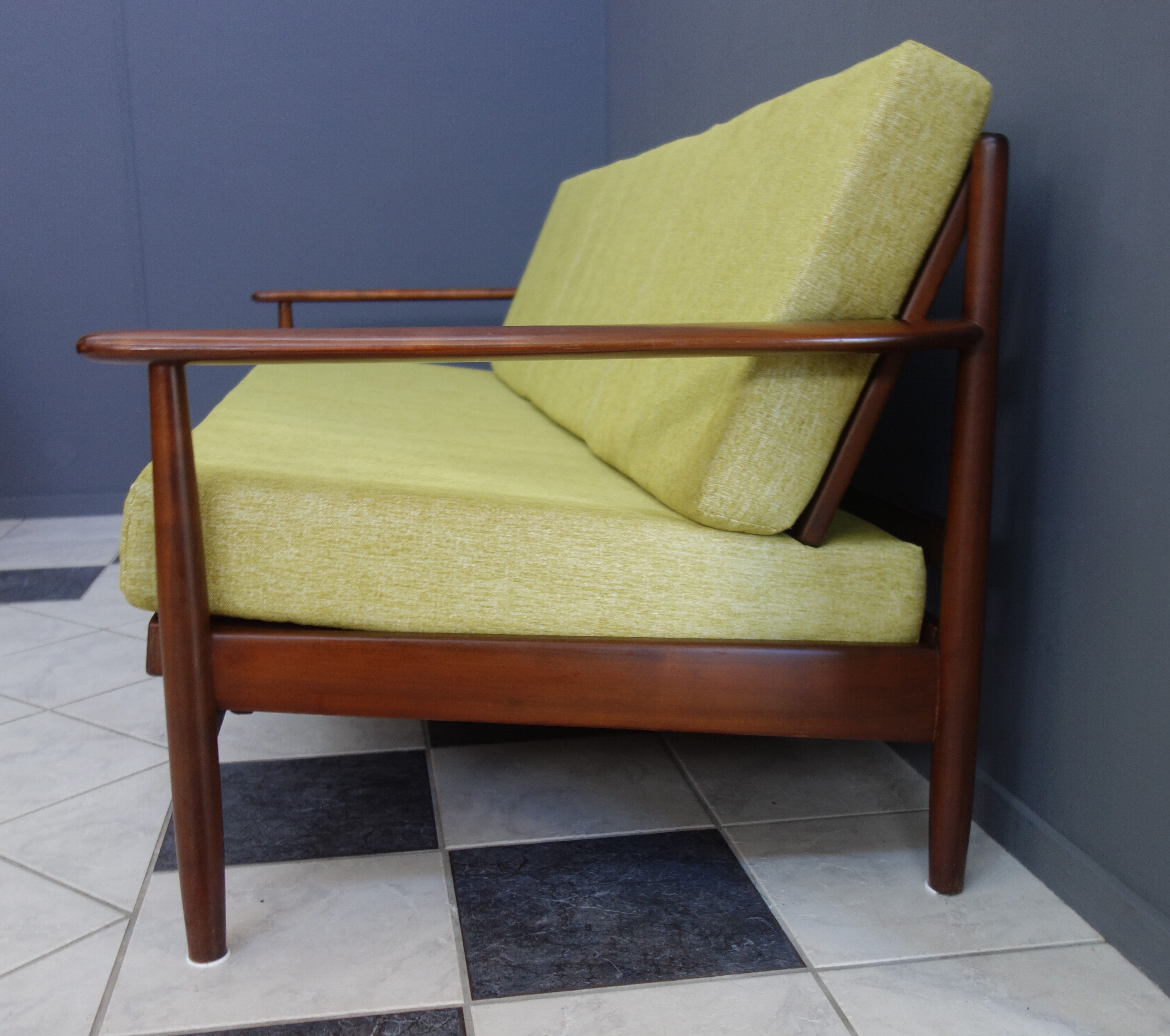 Yellow vintage sofa / daybed, 1960S