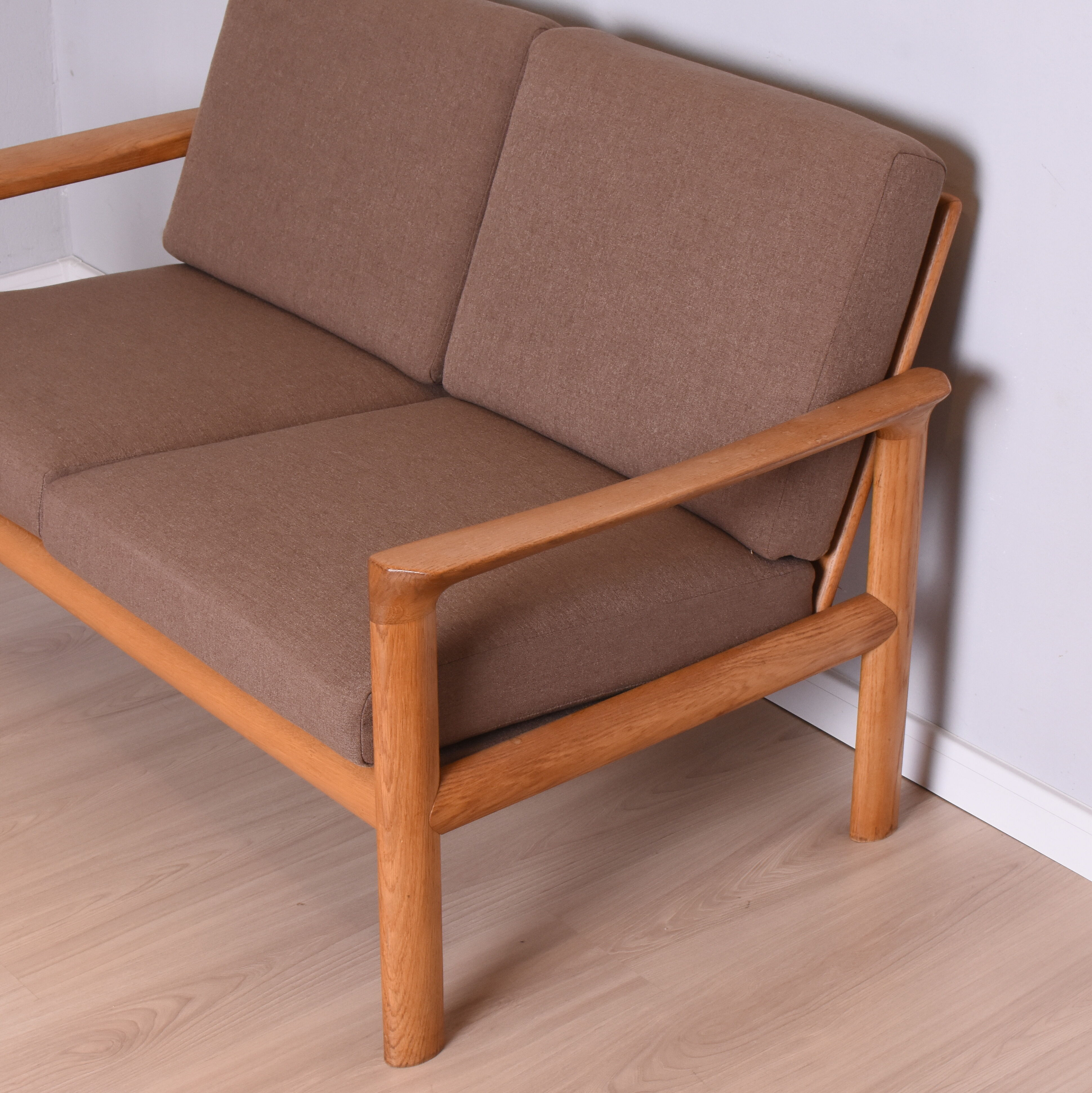Mid-Century danish oak sofa by Sven Ellekaer for Komfort, 1960s