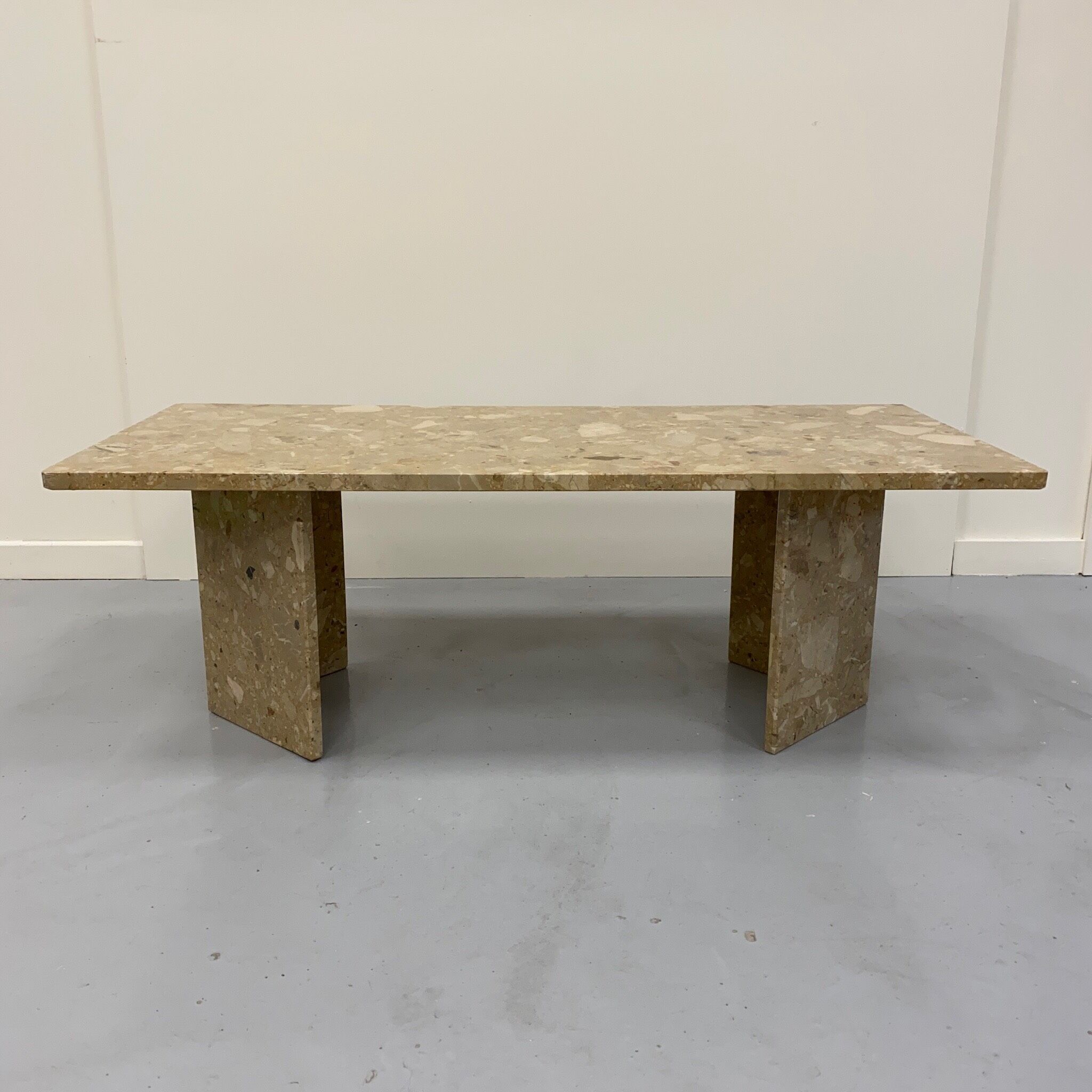 Fossil-bearing marble coffee table 70s