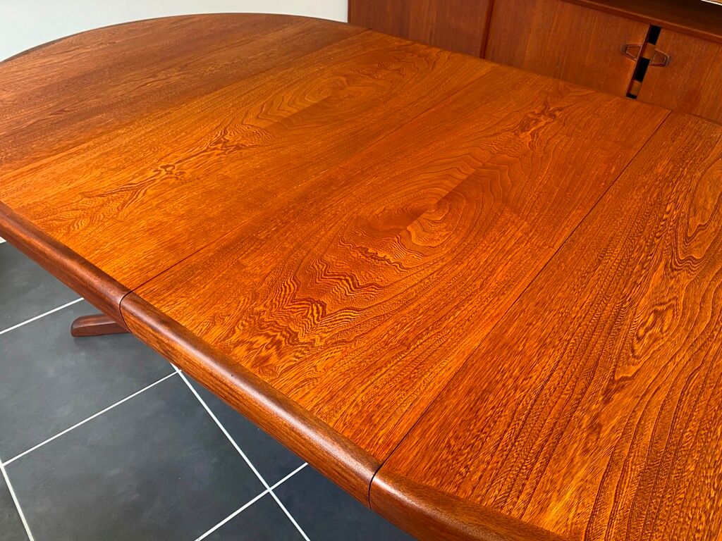 Scandinavian type extendable round table in teak and teak veneer year 1960