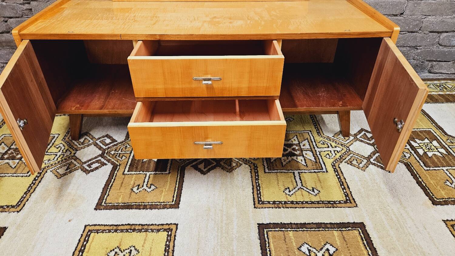 Sideboard, vintage 1960 dressing table