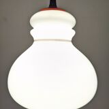 Suspension of the 70s in white opaline