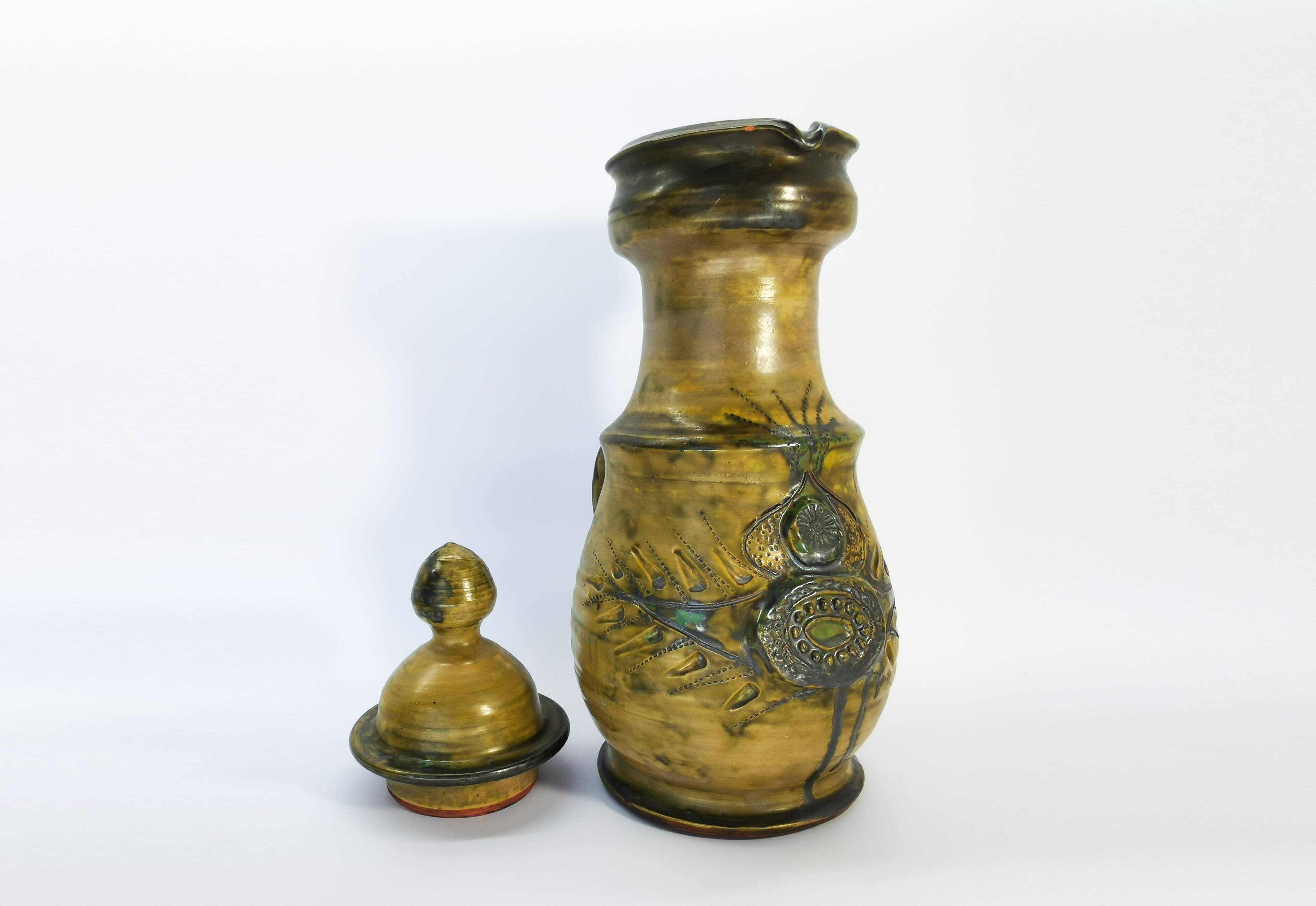 Pitcher with lid, stamped