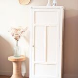 Armoire bonnetière parisienne vintage rénovée