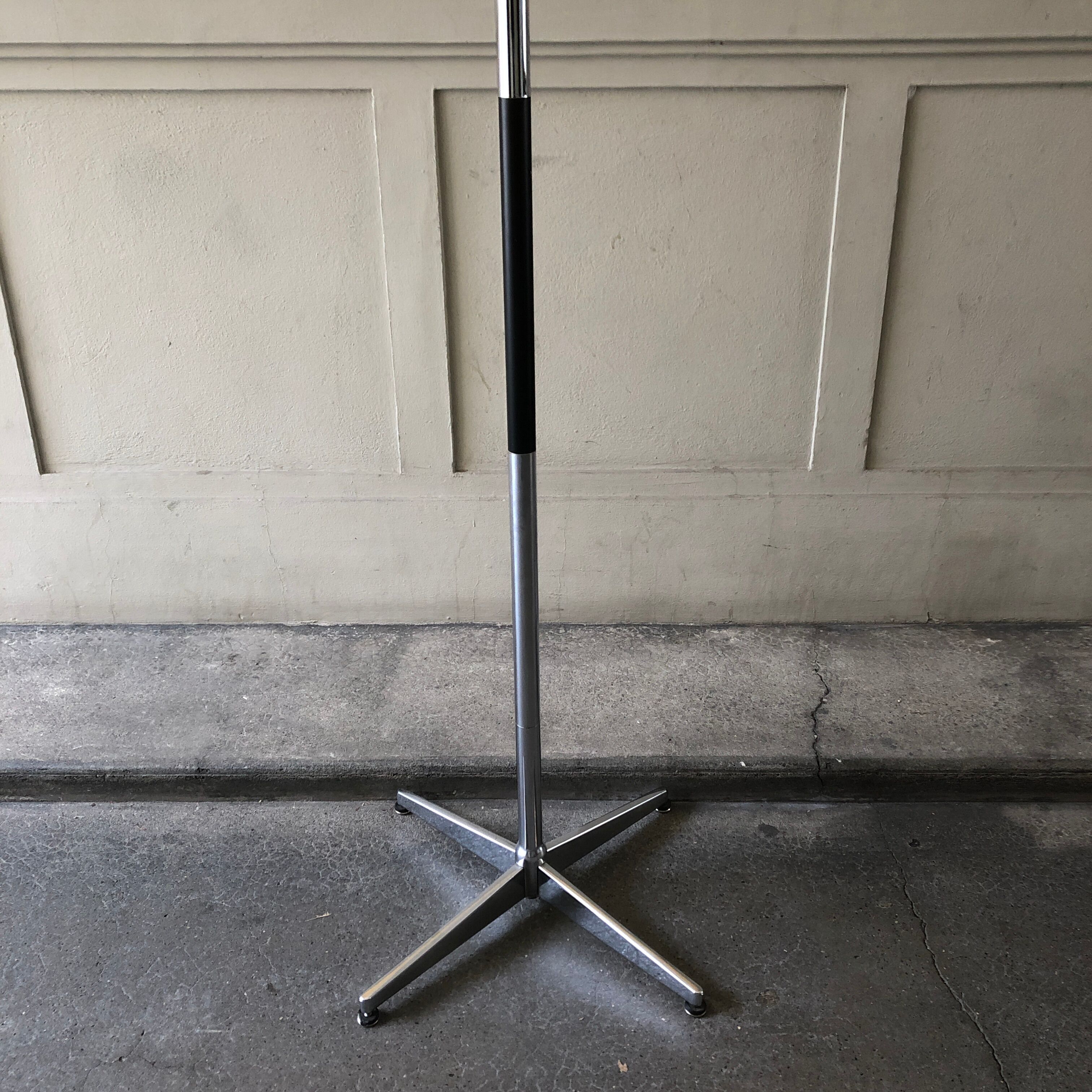 Coat stand