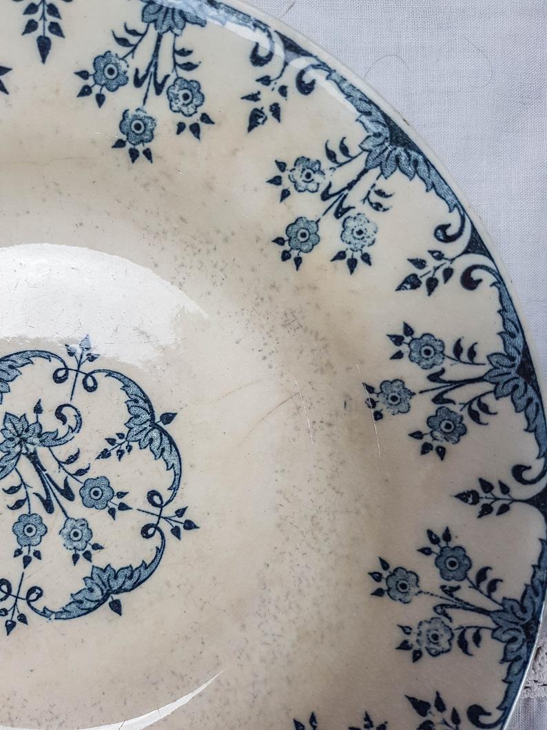 Lot 6 assiettes creuses dépareillées Terre de fer