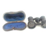 Theatre binoculars