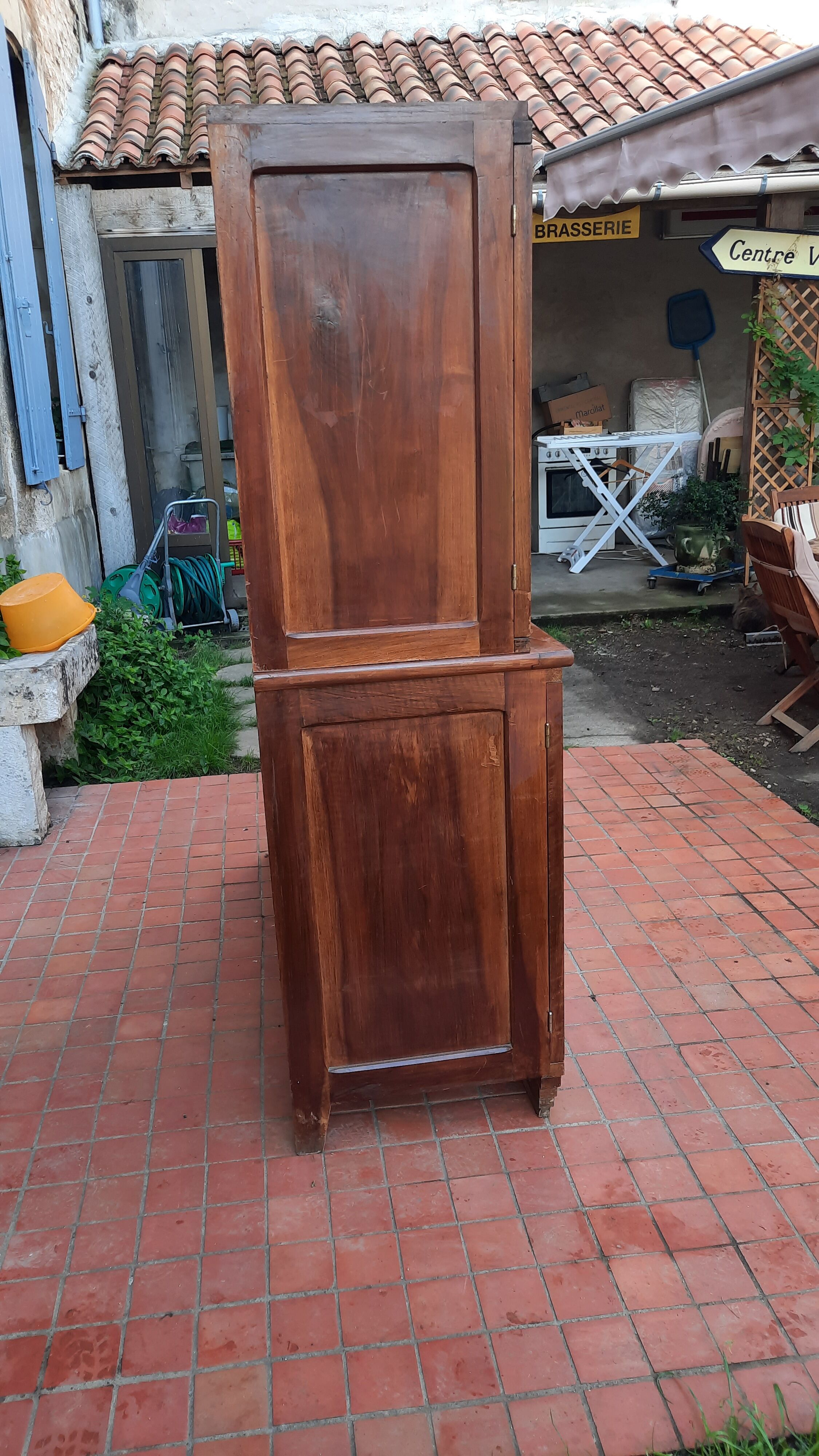 Buffet 2 vintage body