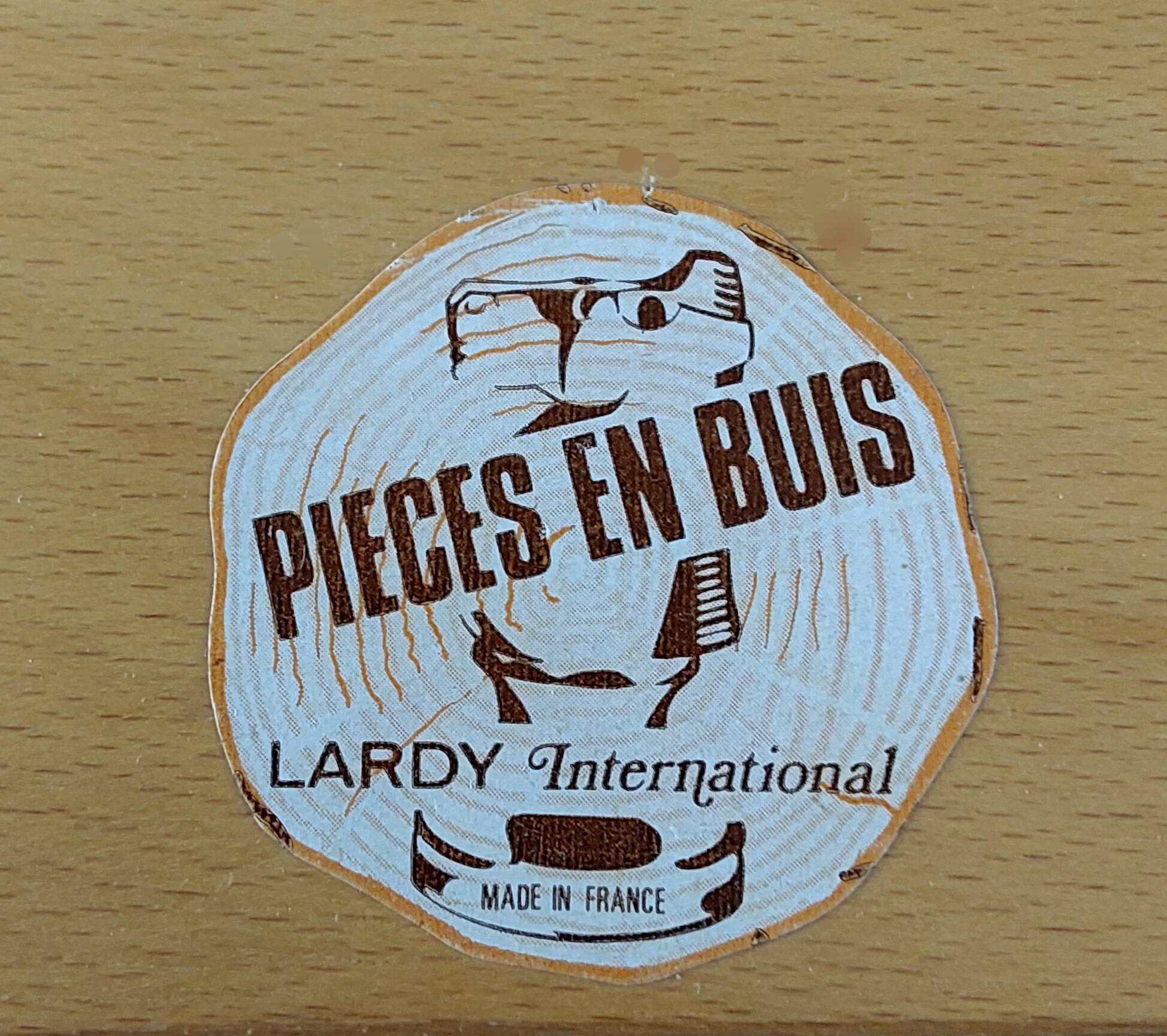 Vintage lardy international chess set