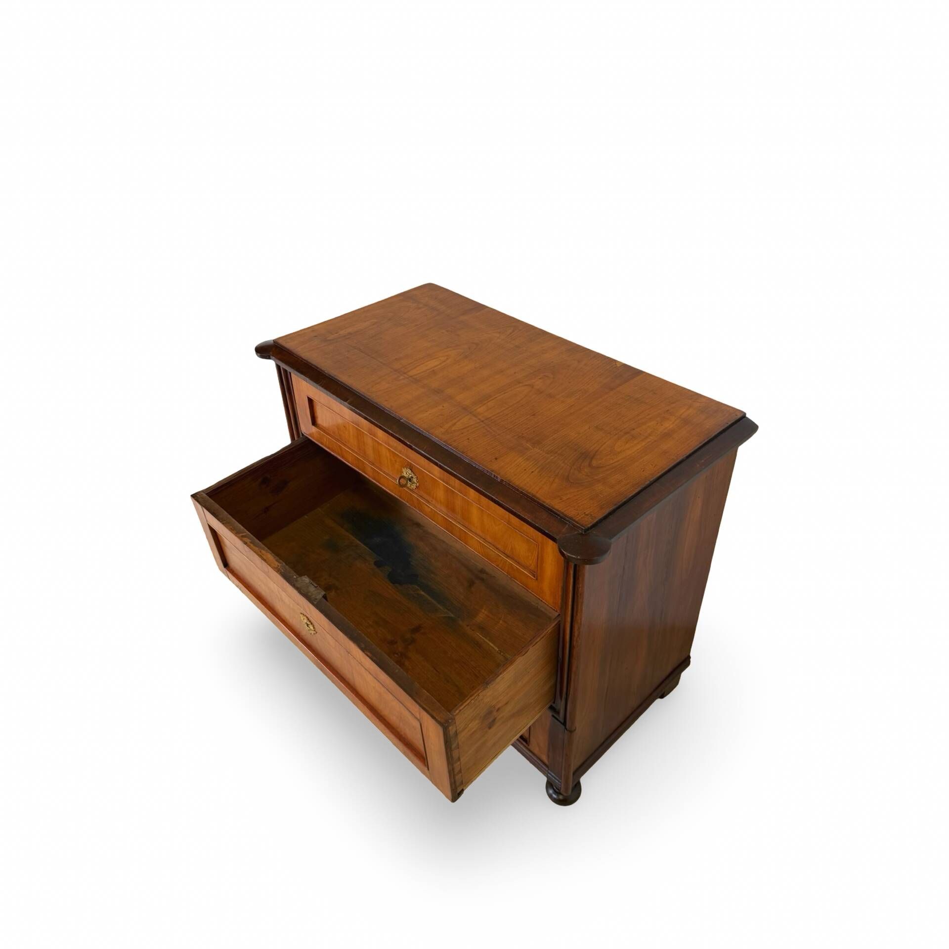 Small Antique walnut and walnut veneered Chest of Drawers – Neoclassic