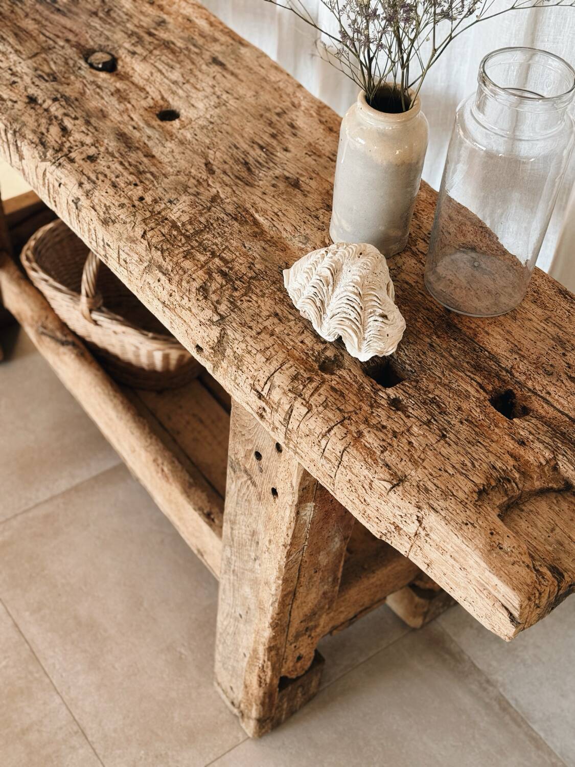 Solid wood carpenter's workbench