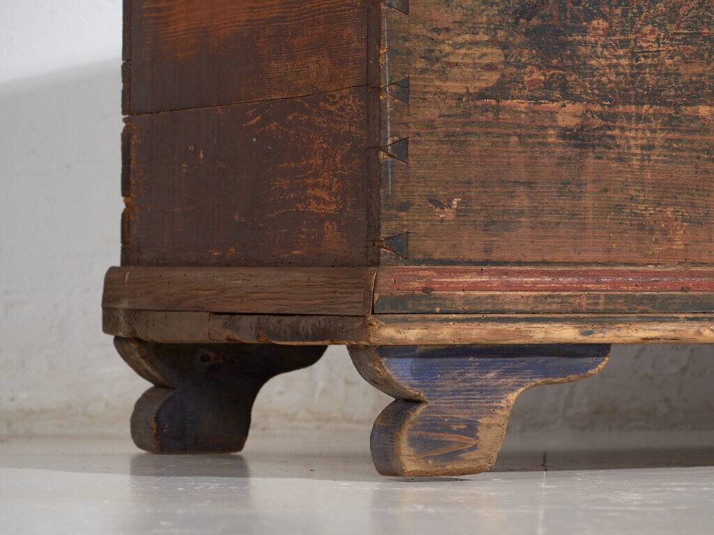 Antique folk art pine chest – Central Europe (c. 1900–1920)