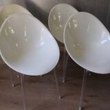 Set of 4 Mr Impossible white chairs by Philippe STARCK for Kartell.