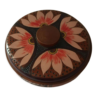 Bonbonnière en bois travaillé motifs peints floraux