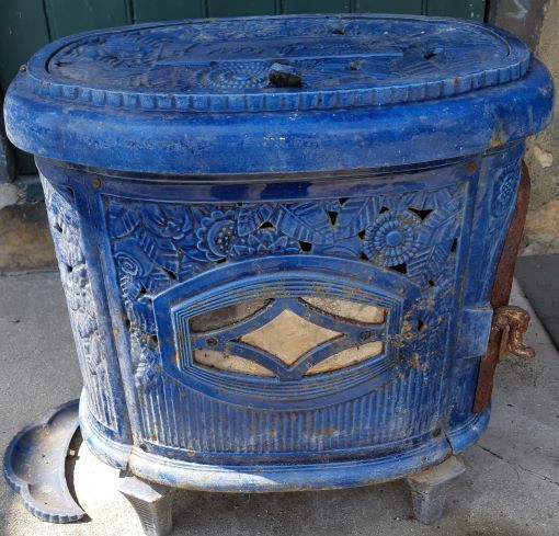 Poele deville " the not the same "