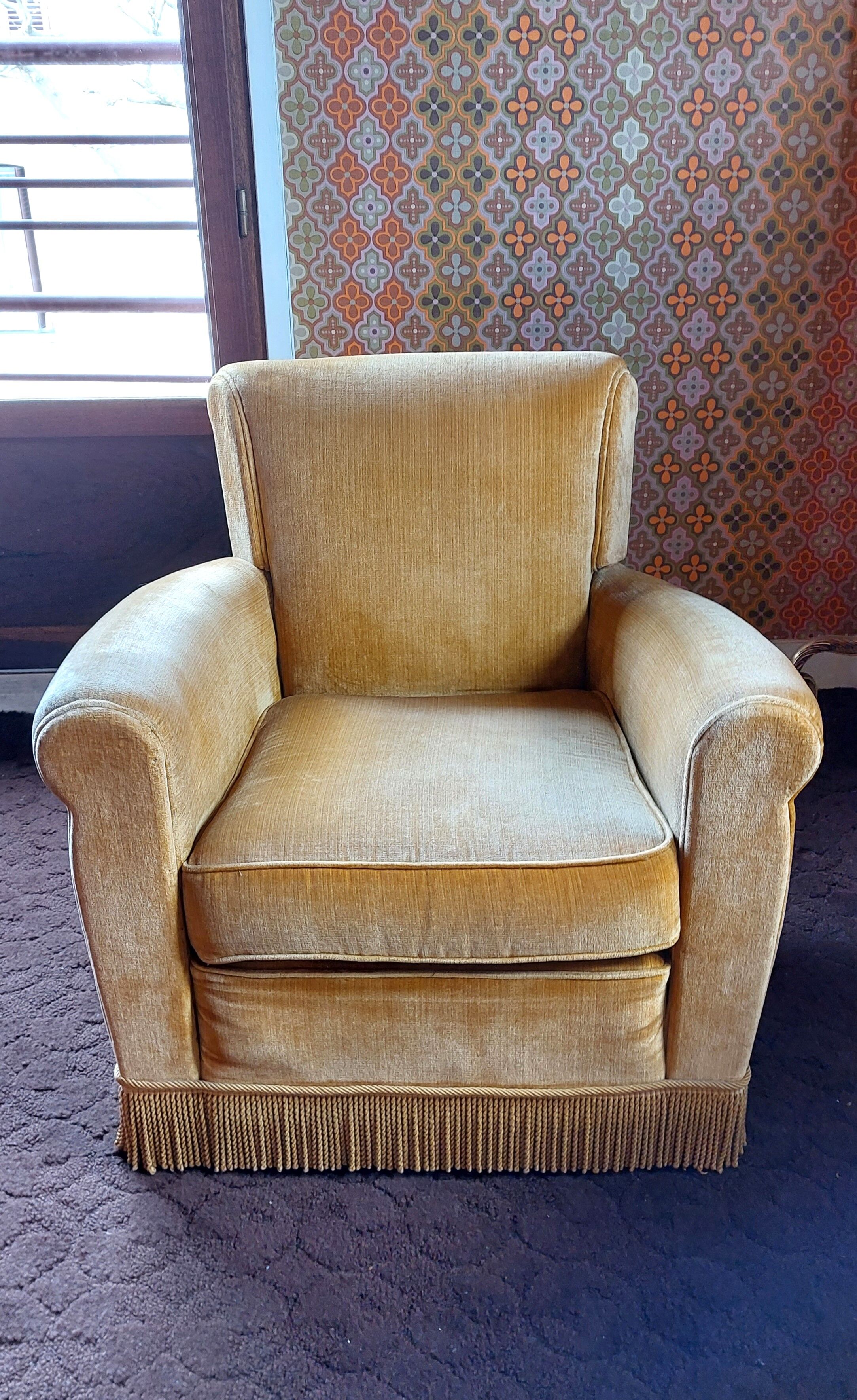 Velvet armchair 1940 vintage