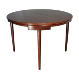 Scandinavian extendable round table Hans Olsen