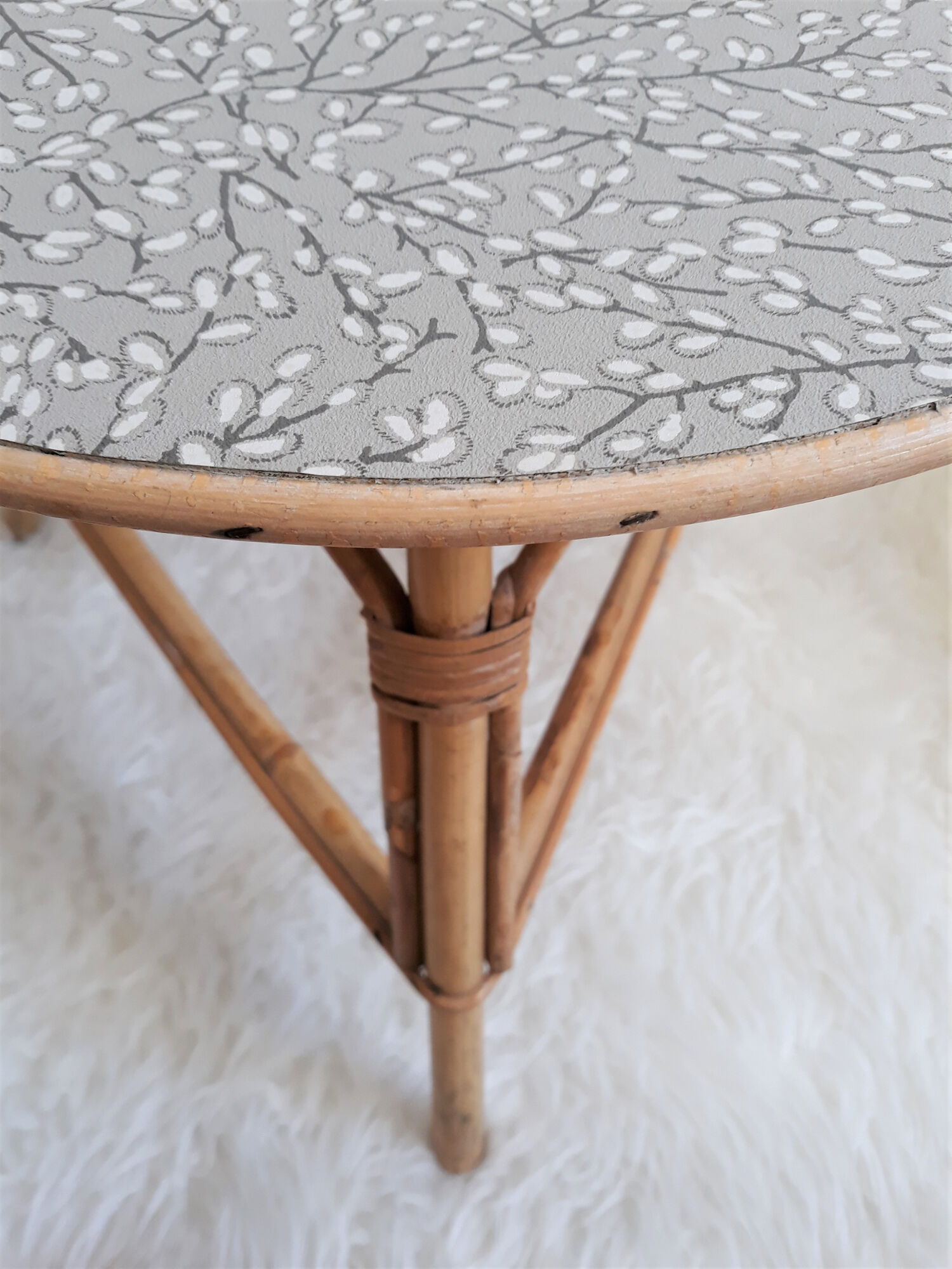 Table en rotin vintage 1960