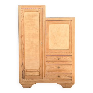 Armoire asymétrique