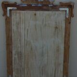 Miroir ancien chic et de style avec cadre bois sculpté en blanc cérusé et doré